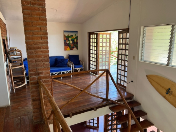 Rustic-House-Horizonte-Nica-22