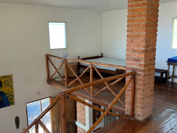 Rustic-House-Horizonte-Nica-25