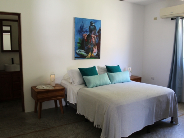 7-Master bedroom