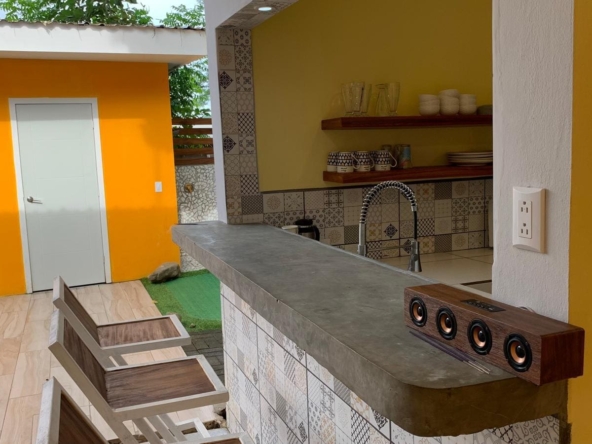 Casa Luna-barra y cocina-Horizonte-Nica