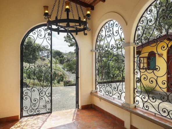 Casa_El_Arbol_de_Limon_Entry_Way_CC