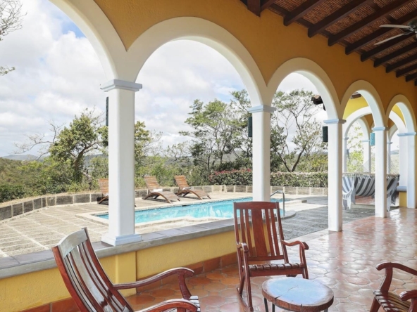 Casa_El_Arbol_de_Limon_Exterior_Back_Patio_Oceanview_Angle_3_CC