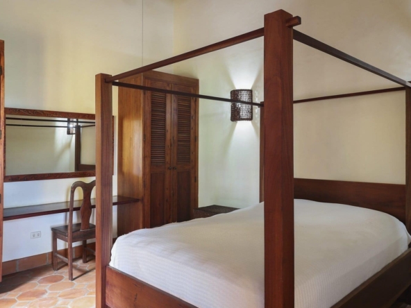 Casa_El_Arbol_de_Limon_Guest_House_Bedroom_CC-scaled