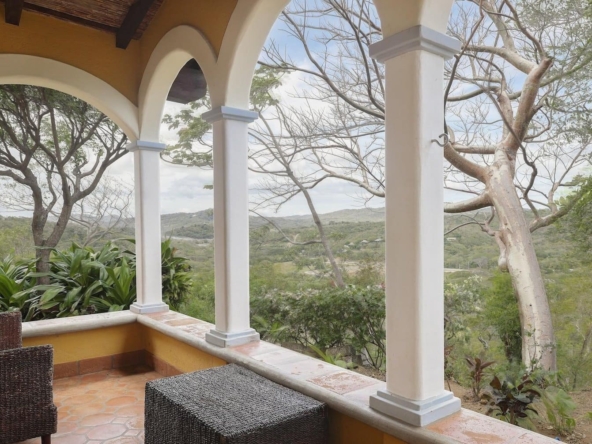 Casa_El_Arbol_de_Limon_Guest_House_Patio_w_View_CC