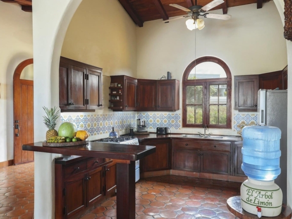 Casa_El_Arbol_de_Limon_Kitchen_CC
