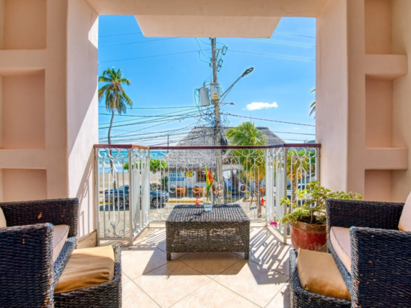 Beachfront-Hotel-2nd-Floor-Suite-Ocean-View-1600x1068.jpg