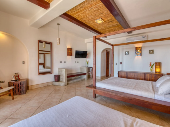 Beachfront-Hotel-Alcazar-3rd-Floor-Suite-interior-1600x1068.jpg