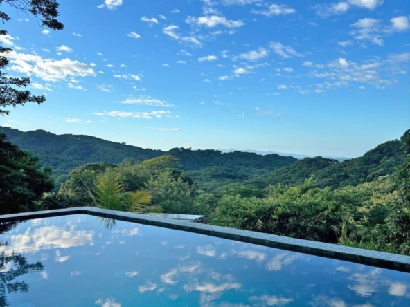 Casa_Contemporary_Big_Sky_WhatsApp Image 2025-06-11 at 8.21.15 PM (2)