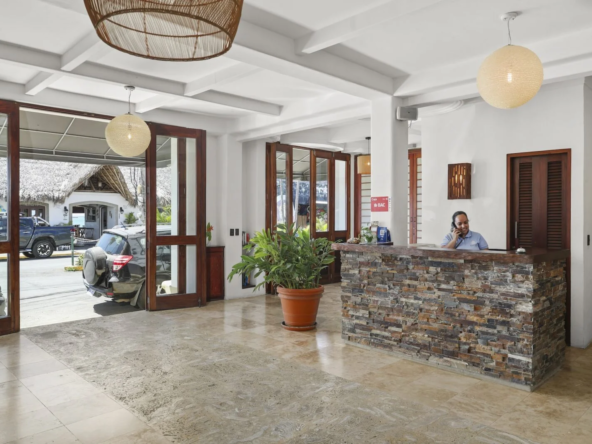 Hotel_ALCAZAR_Lobby_Area_Angle_5_CC-1600x1066.jpg