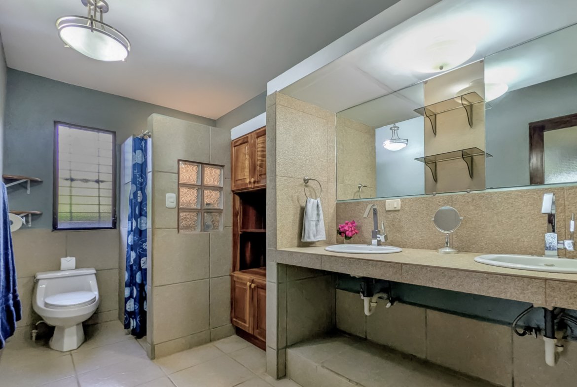 San Juan del Sur duplex for sale with pool