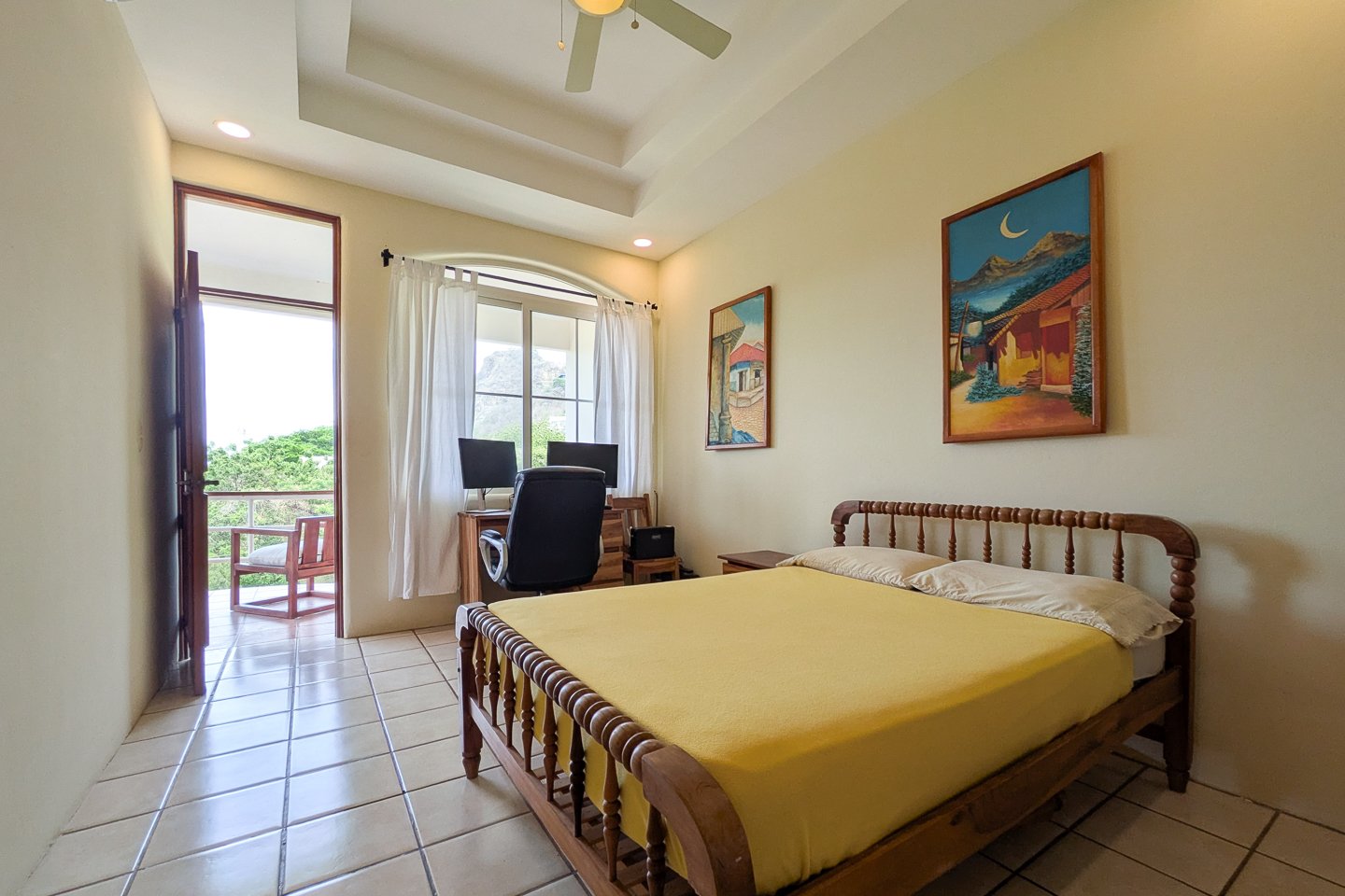 san-juan-del-sur-end-unit-condo-guest-bedroom