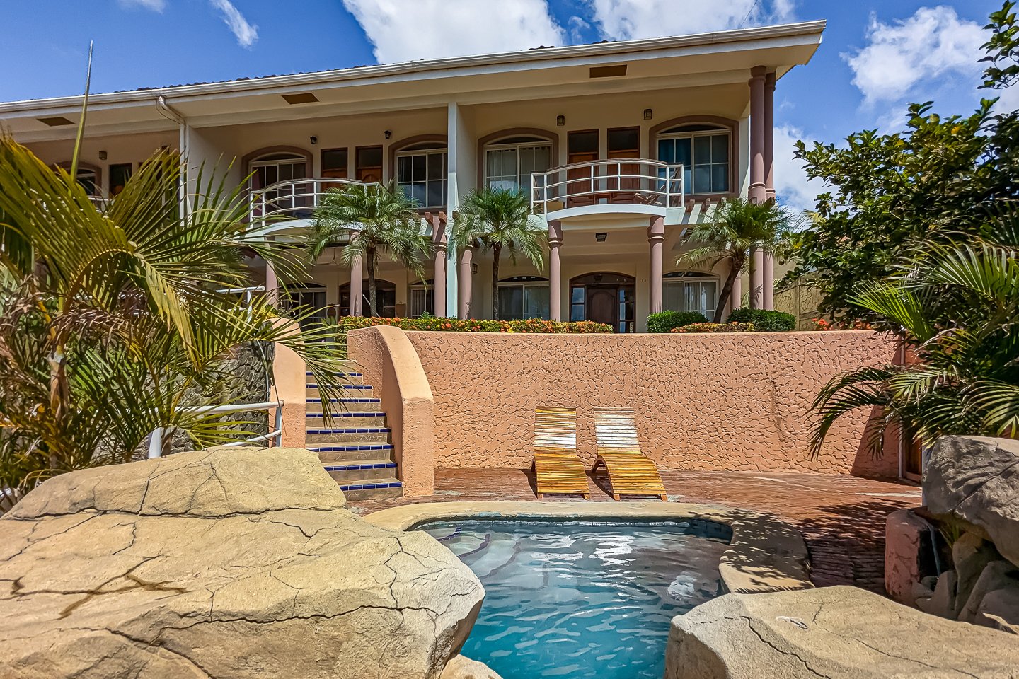 san-juan-del-sur-end-unit-condo-exterior-pool